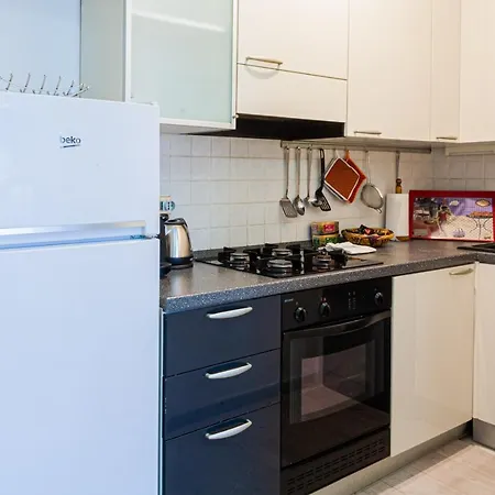 Bnbutler - Vignoli, 30 - Bilocale Comodo E Tranquillo Apartmán